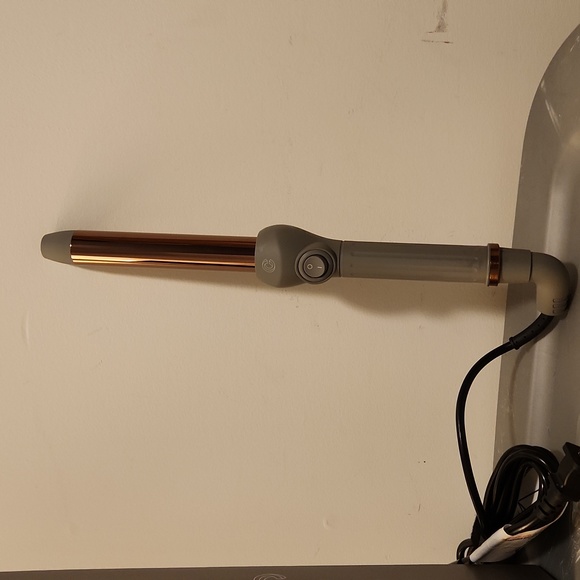 Complex Culture titanium curling iron - Picture 3 of 5